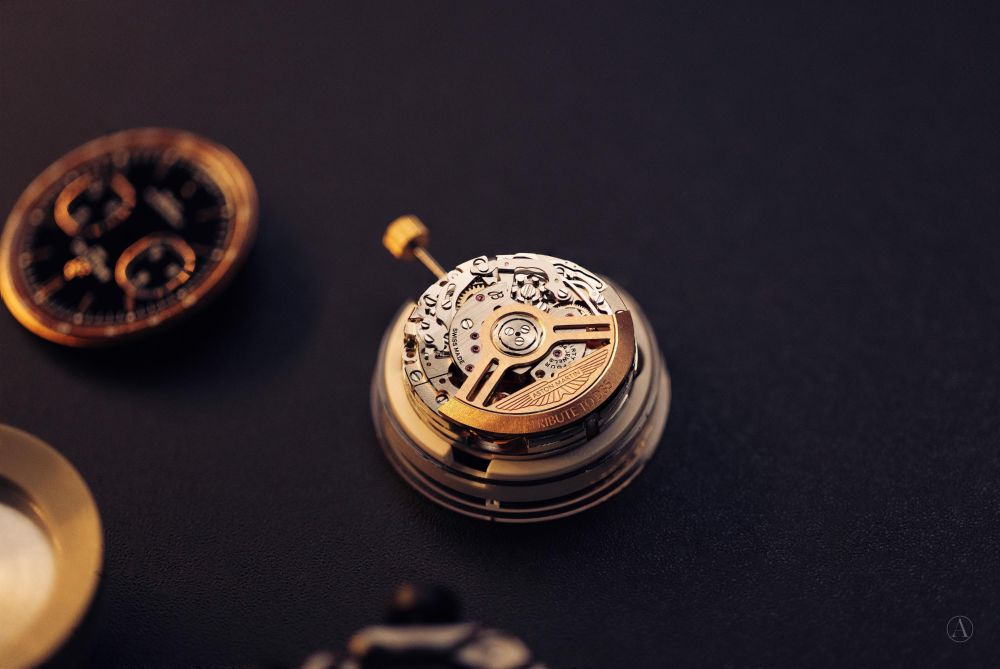 Close up view of the Breitling Top Time DB5 Steel & Platinum Edition movement.